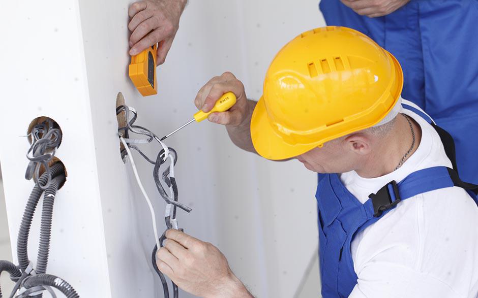 électricien installateur Paris 8