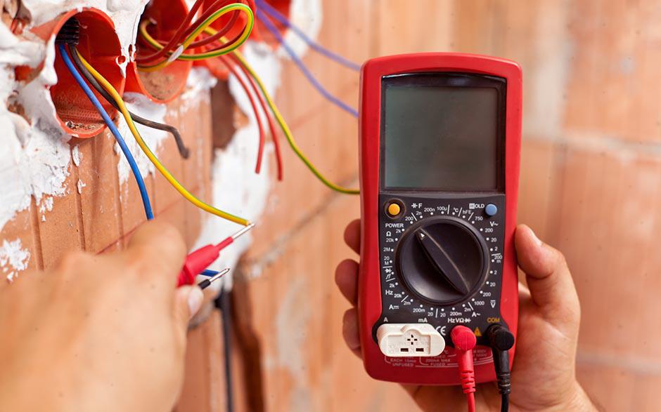 électricien installateur Paris 8